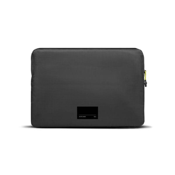 Ultralight Sleeve for 16" Macbook Black
