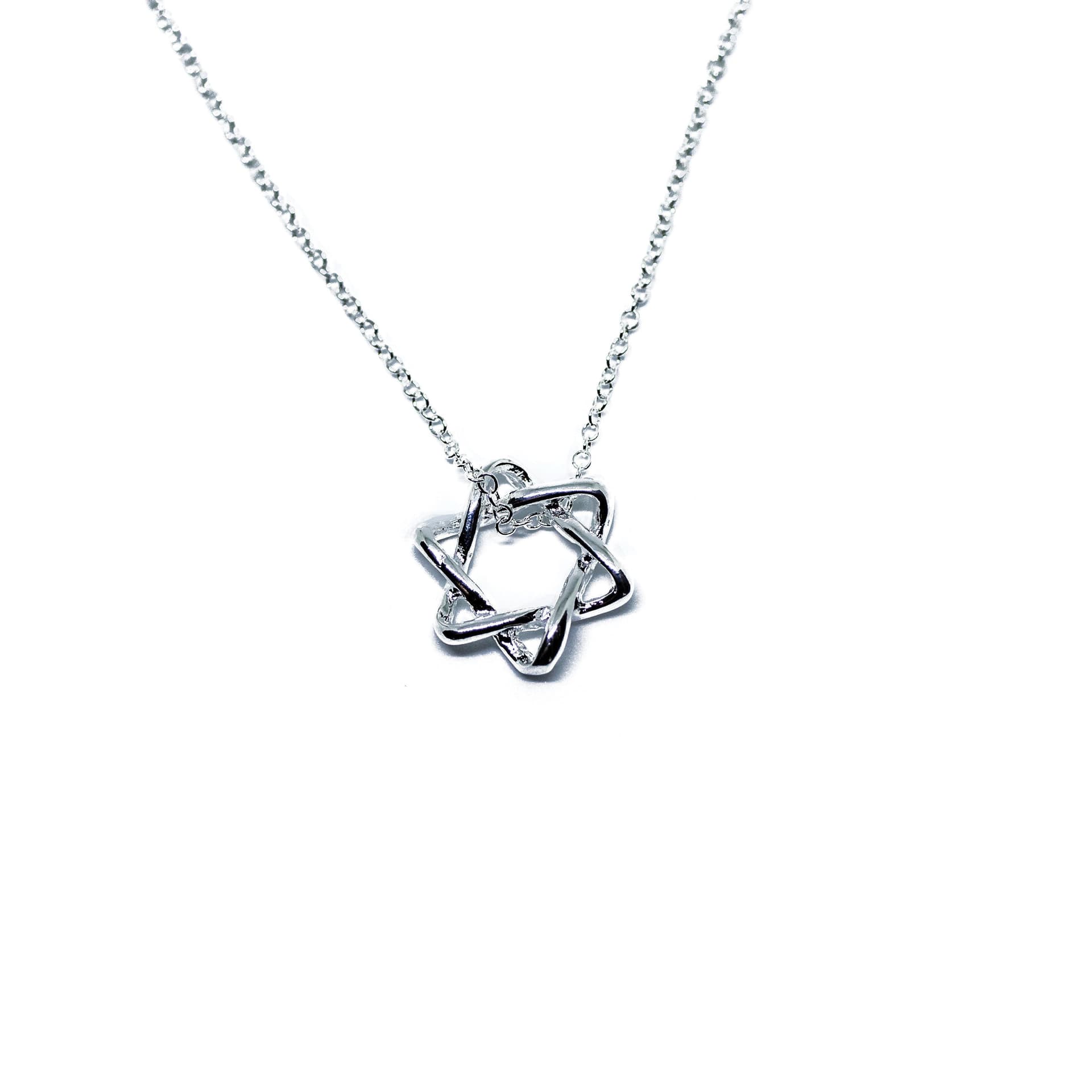 Star of David Pendant Necklace in Silver Tone