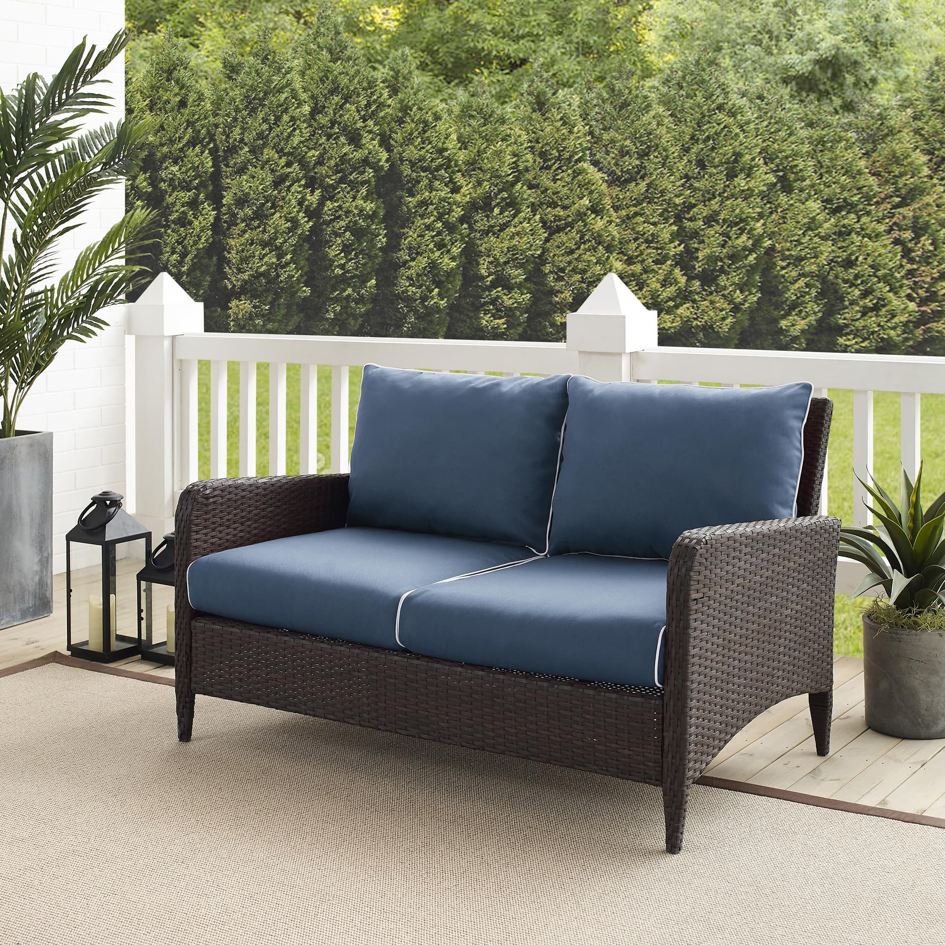 Kiawah Outdoor Wicker Loveseat