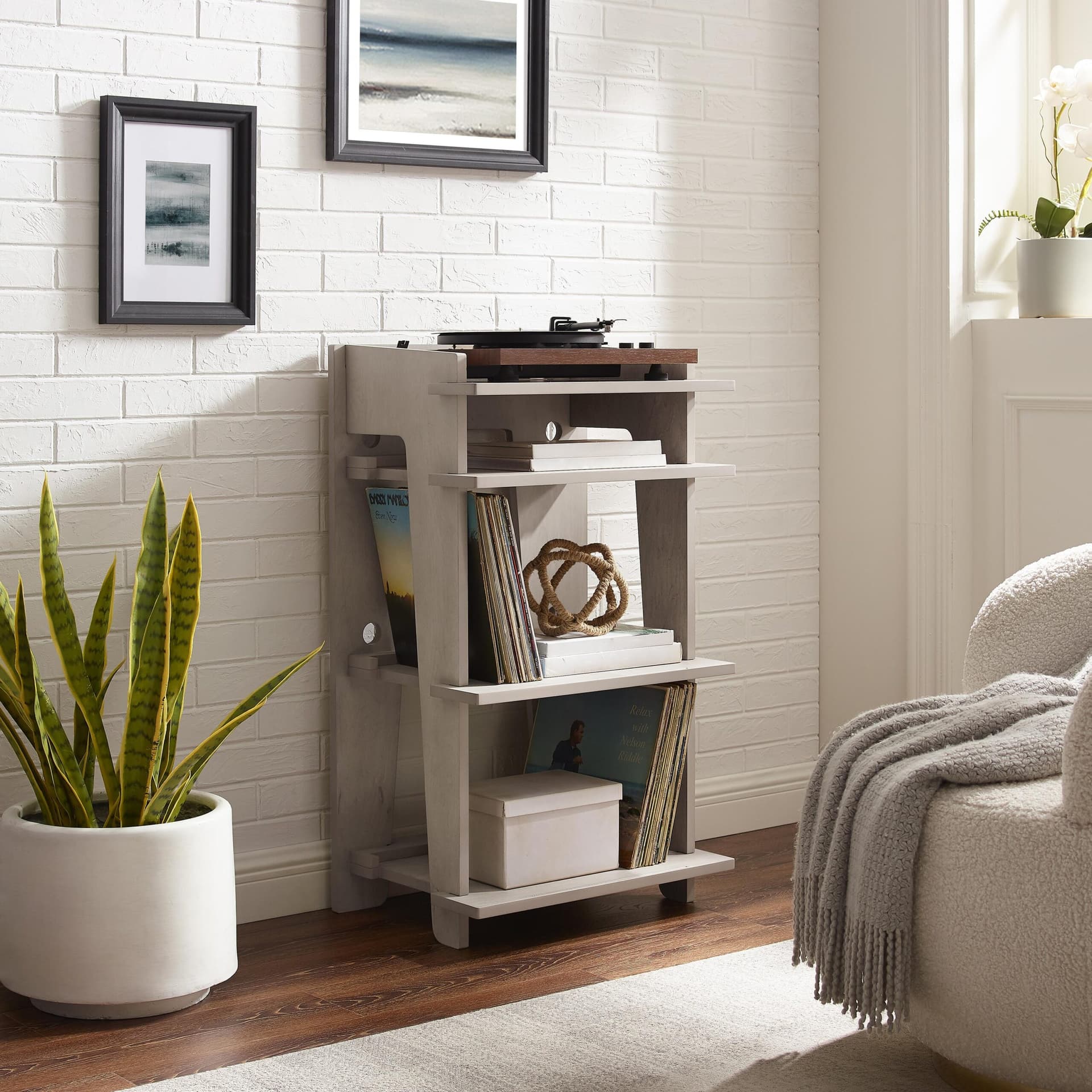 Soho Record Player Stand