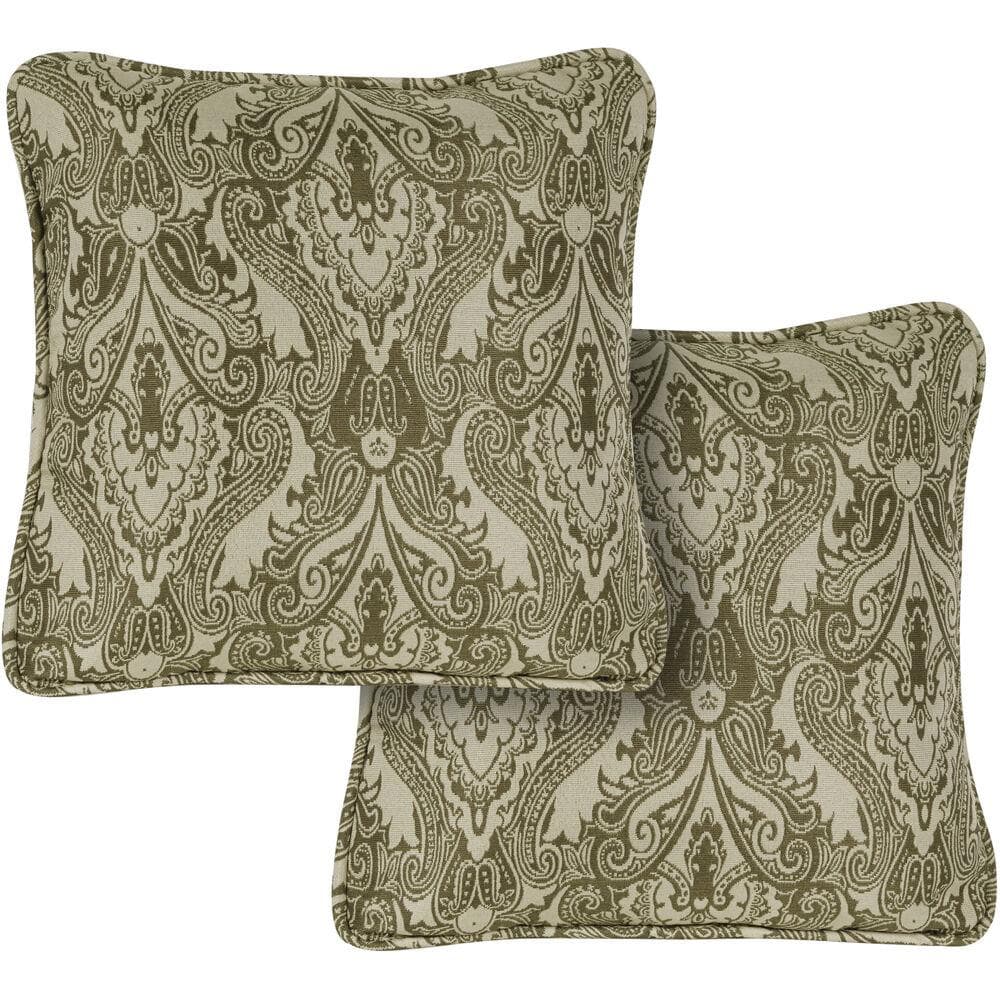 Set of 2 Medallion Indoor/Outdoor Throw Pillows in Vintage Meadow