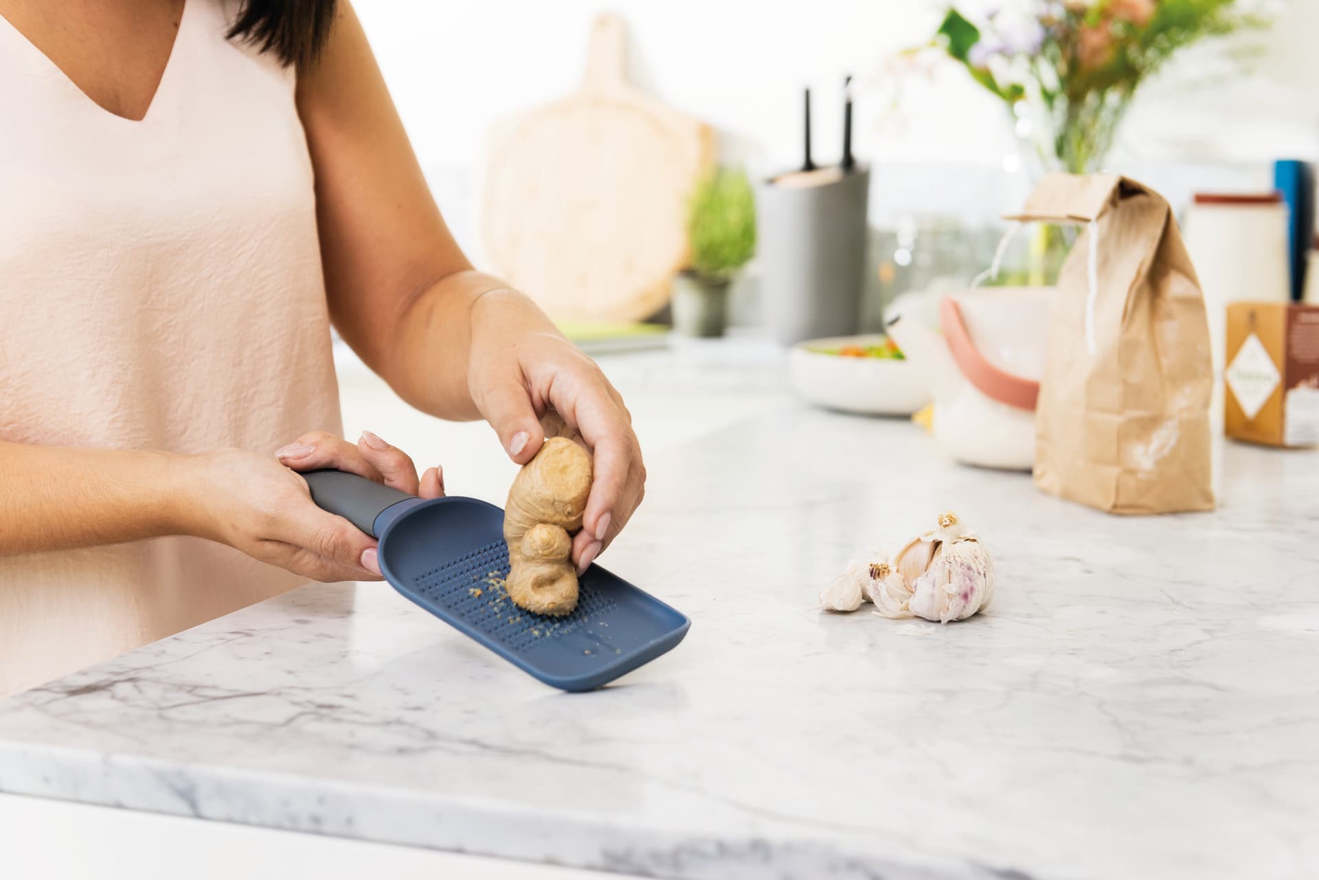 Leo Collection Ginger Grater