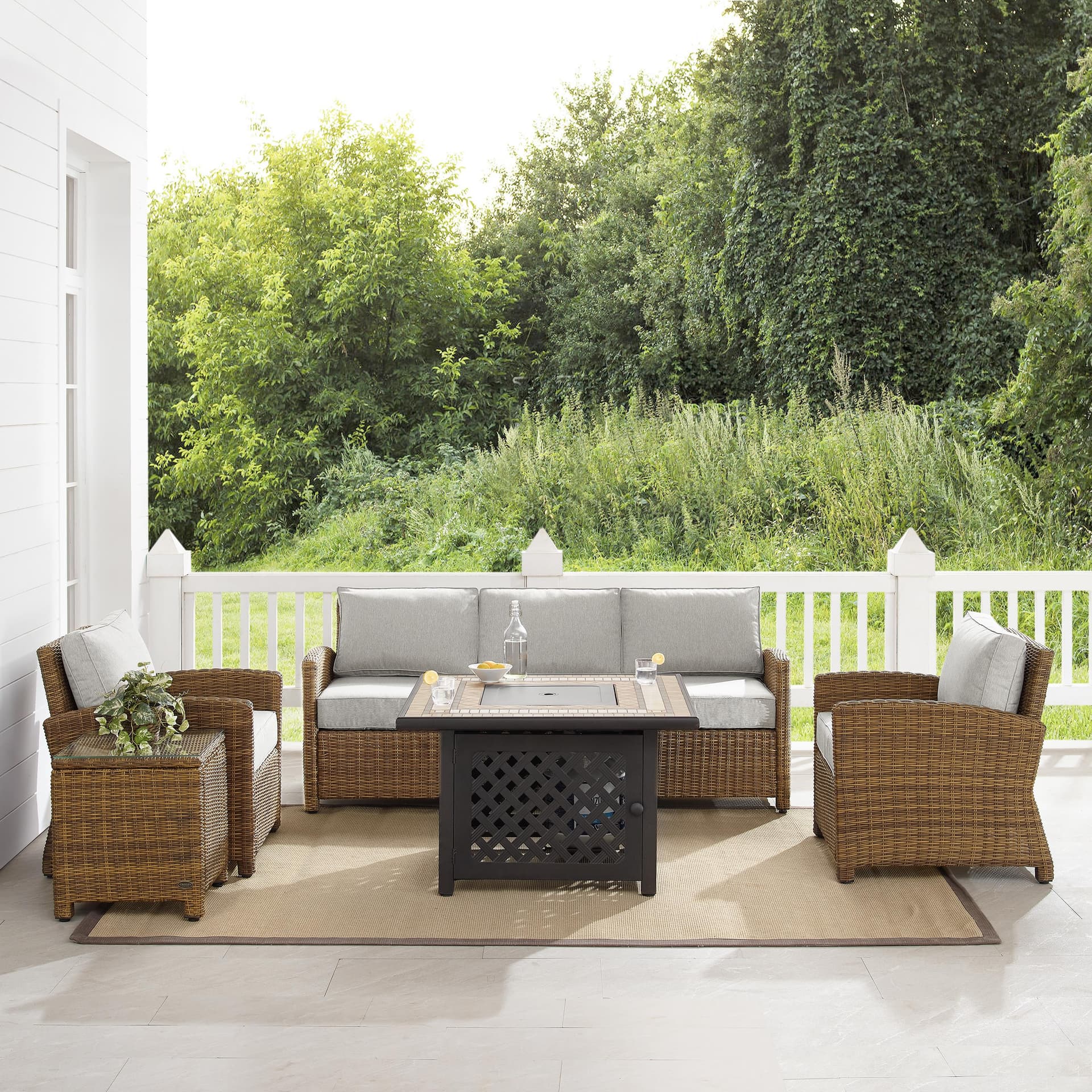 Bradenton 5Pc Outdoor Wicker Sofa Set W/Fire Table
