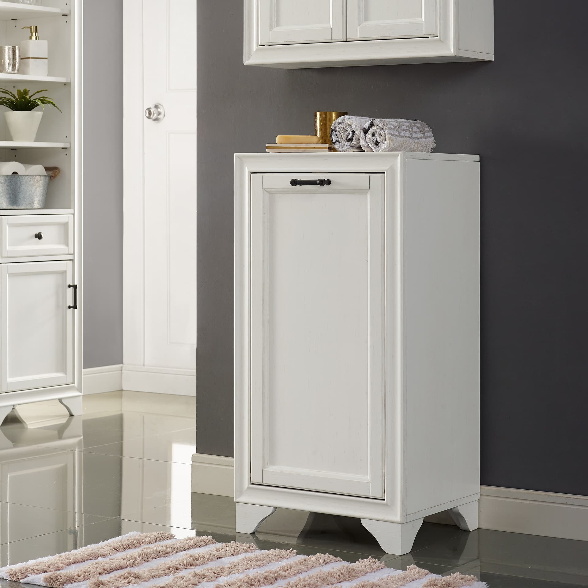 Tara Laundry Hamper