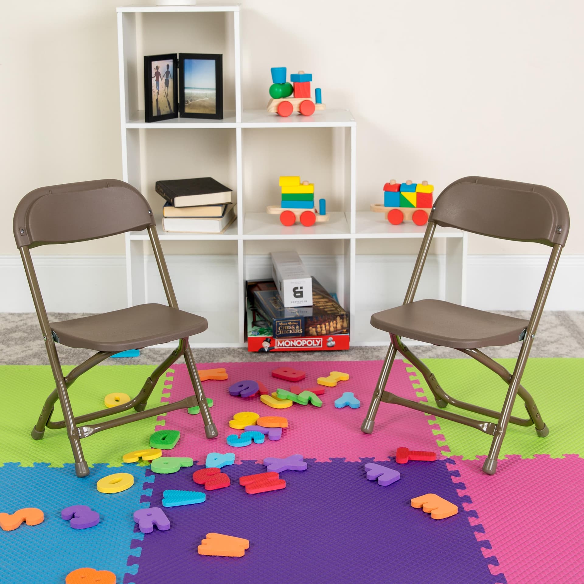 2PK Kids Brown Plastic Folding Chair with Textured Seat