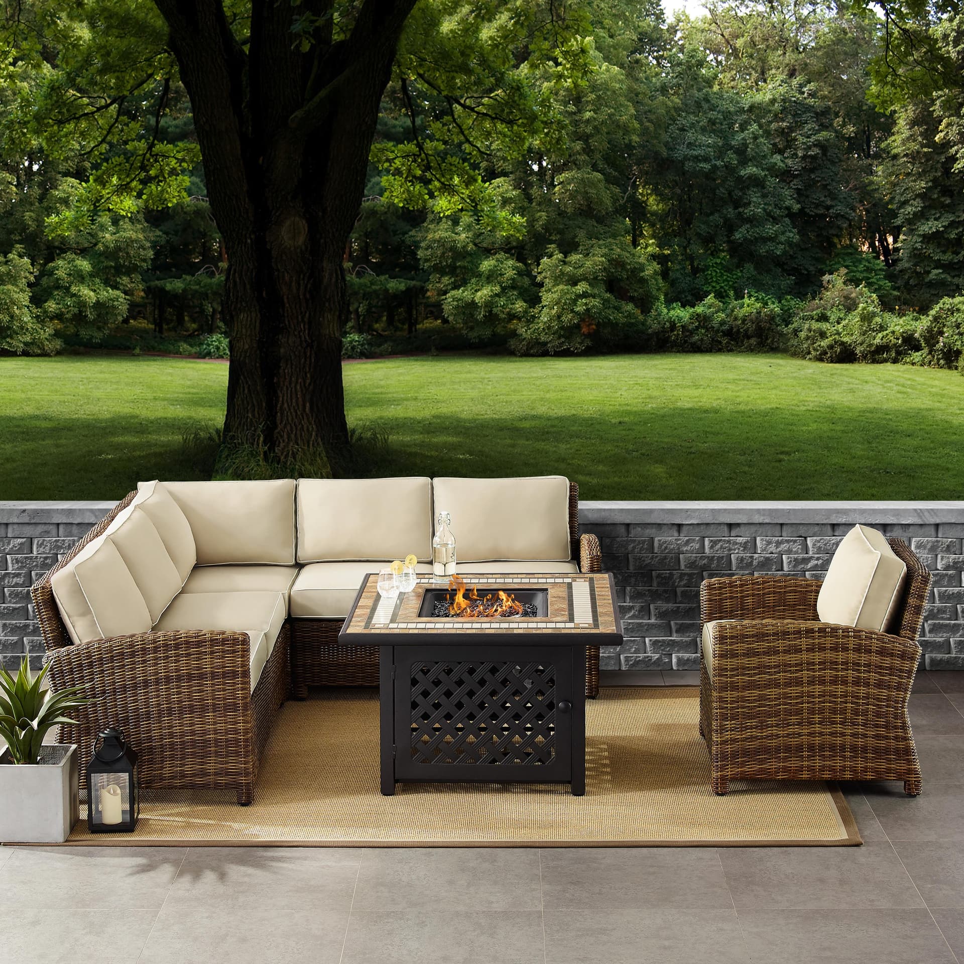 Bradenton 5-Piece Outdoor Wicker Seating Set With Sand Cushions