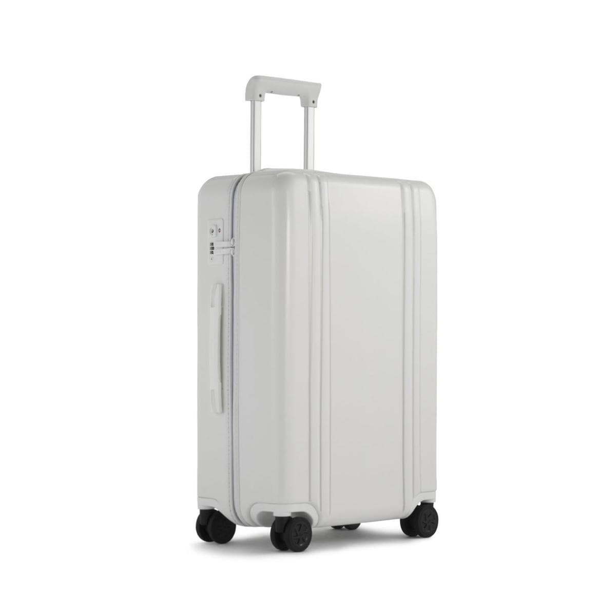 Classic Lightweight Medium Travel Case
