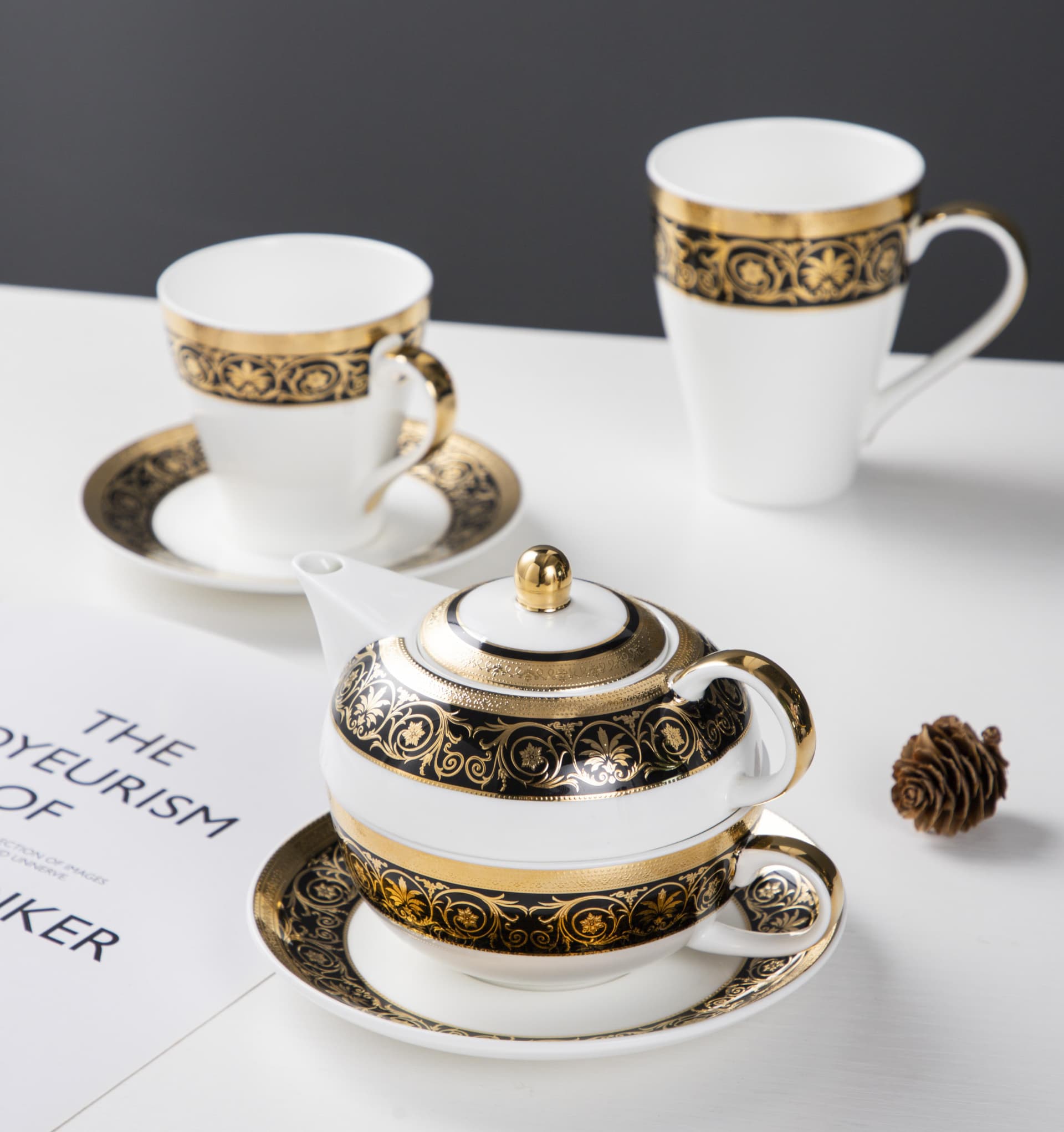 Jiallo - The Majestic Tea Service Collection