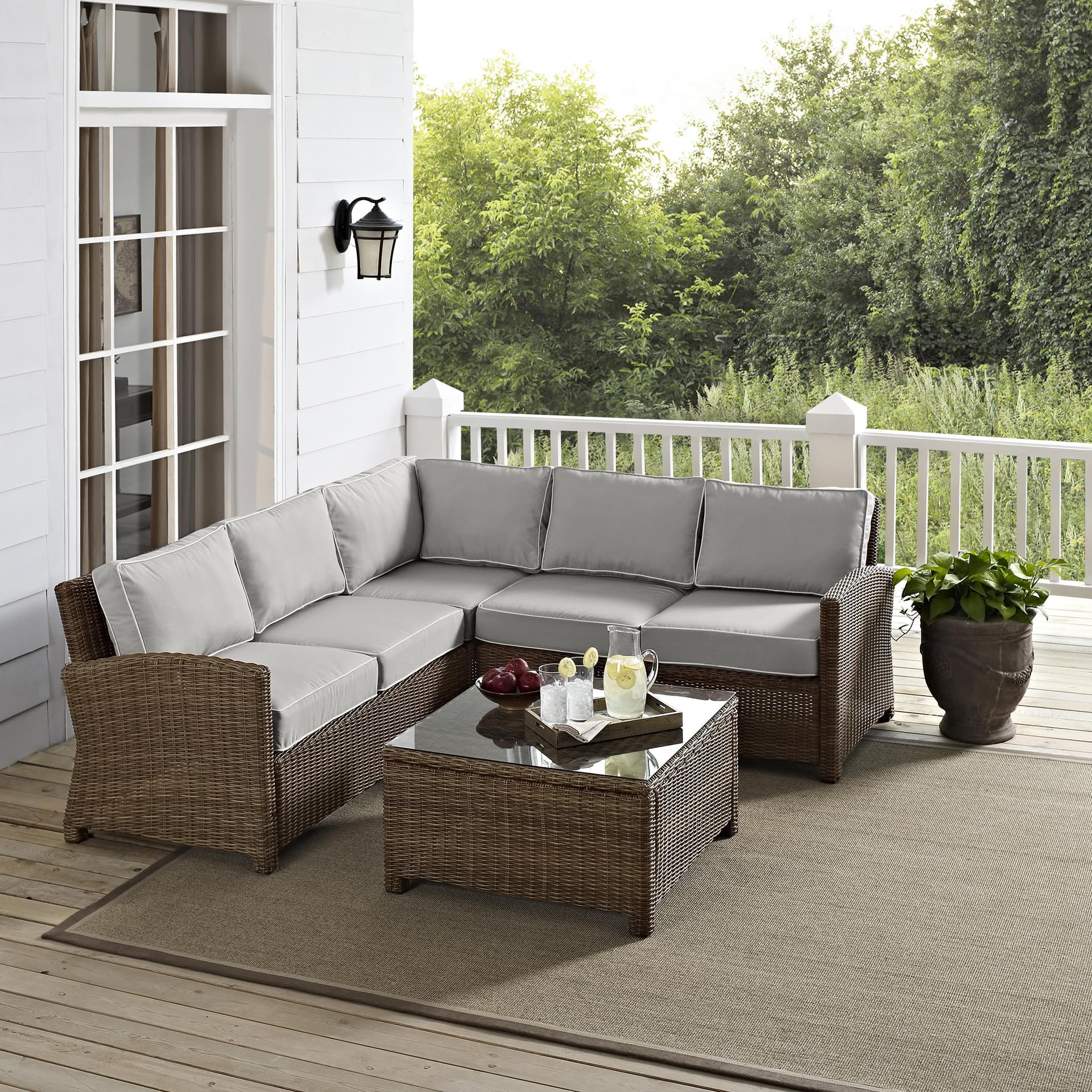 Bradenton 4Pc Wicker Outdoor Sectional Patio Furniture Set