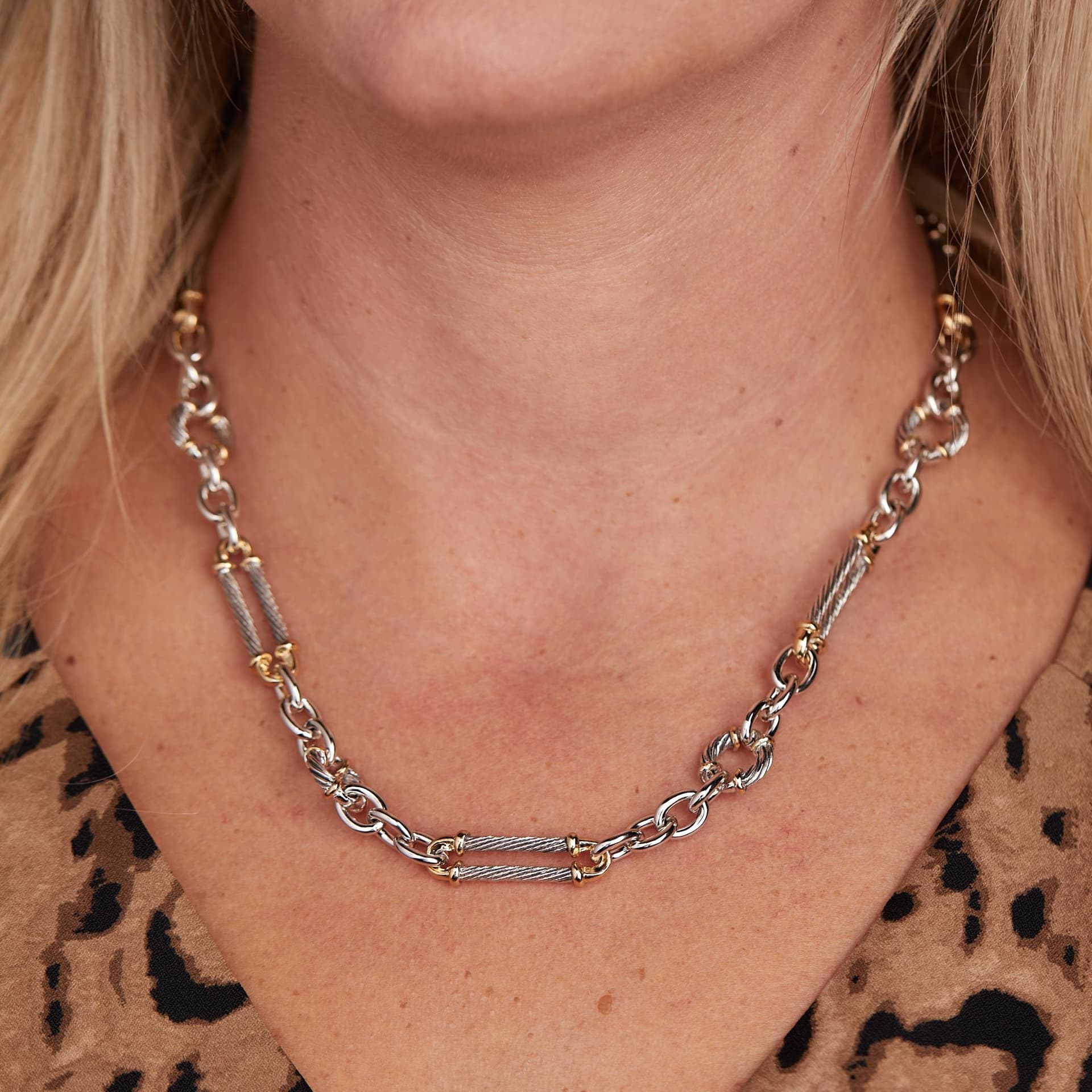 Cordo Large Oval & Circle Necklace Two Tone. 16"-18" adjustable
