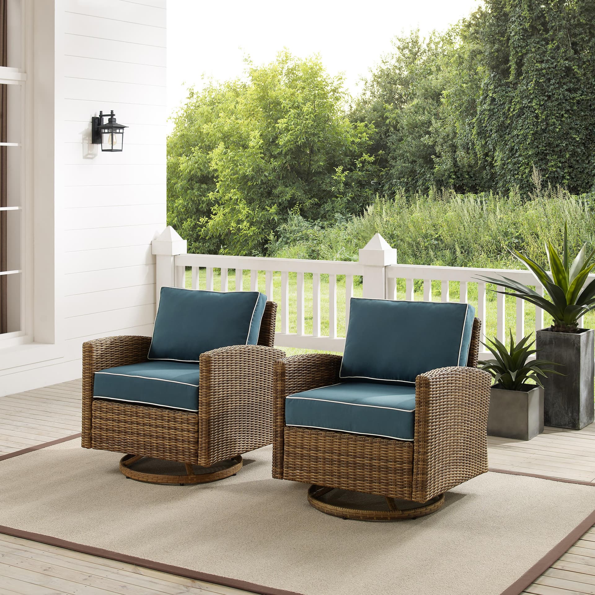 Bradenton 2Pc Wicker Swivel Rocker Outdoor Chair Set