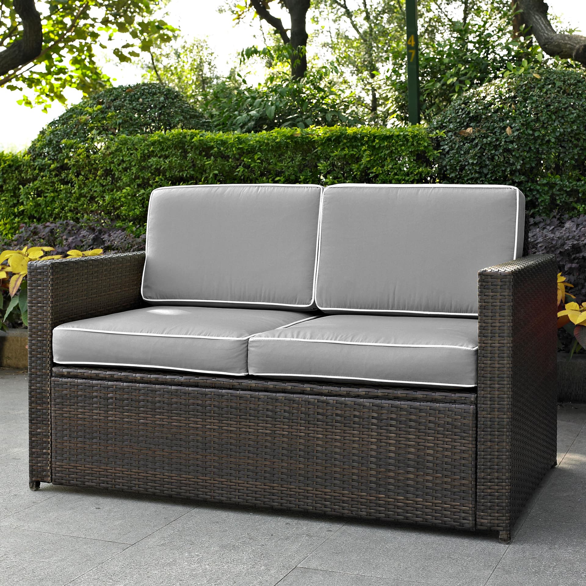 Palm Harbor Wicker Outdoor Loveseat