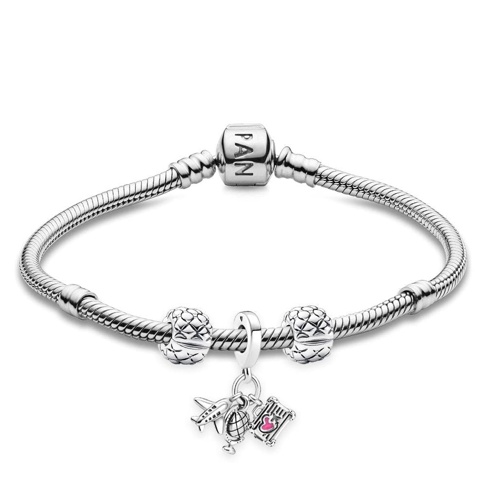 A Really Fly Bracelet Size 7.5"