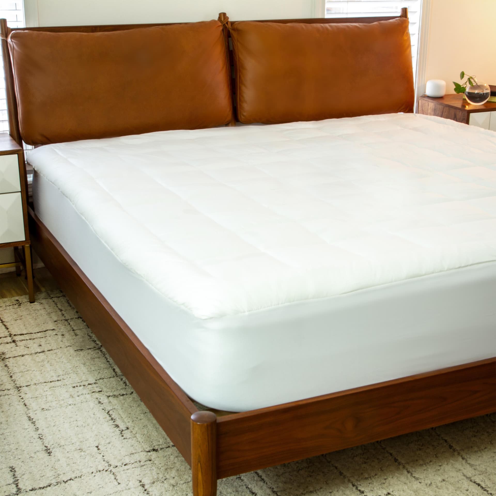 Mattress Pad - White Cotton Top - Queen - Hypoallergenic - Fits 8"-21" Mattress