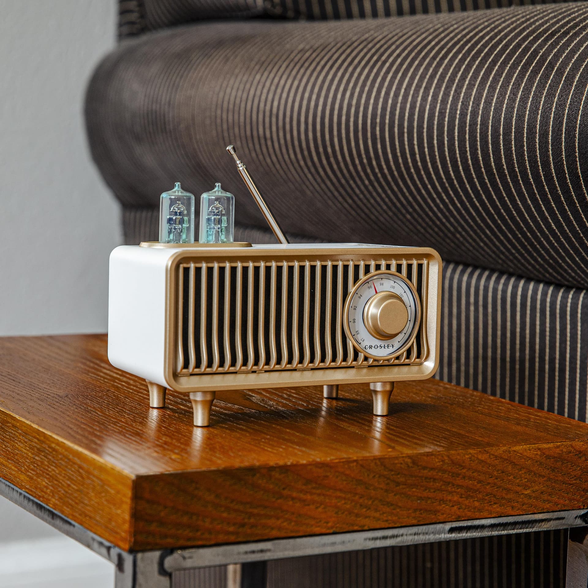Milton Radio