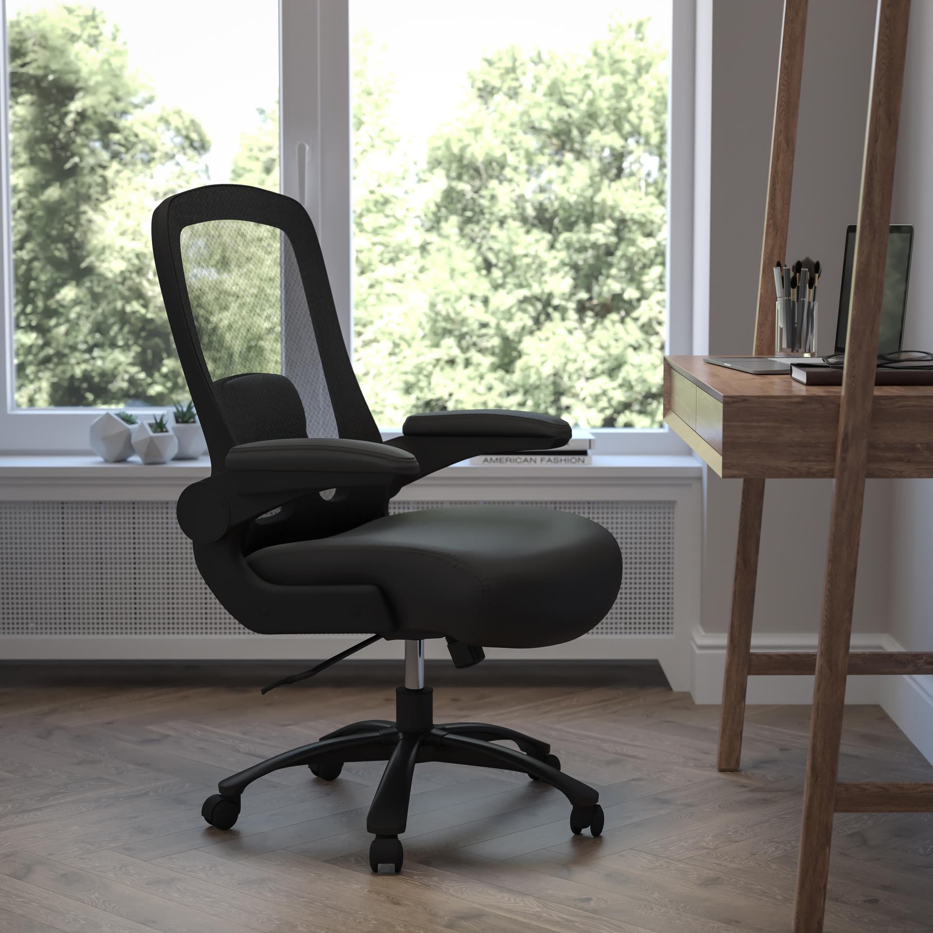 Big & Tall 500 lb. Rated Black Mesh/LeatherSoft Ergonomic Chair