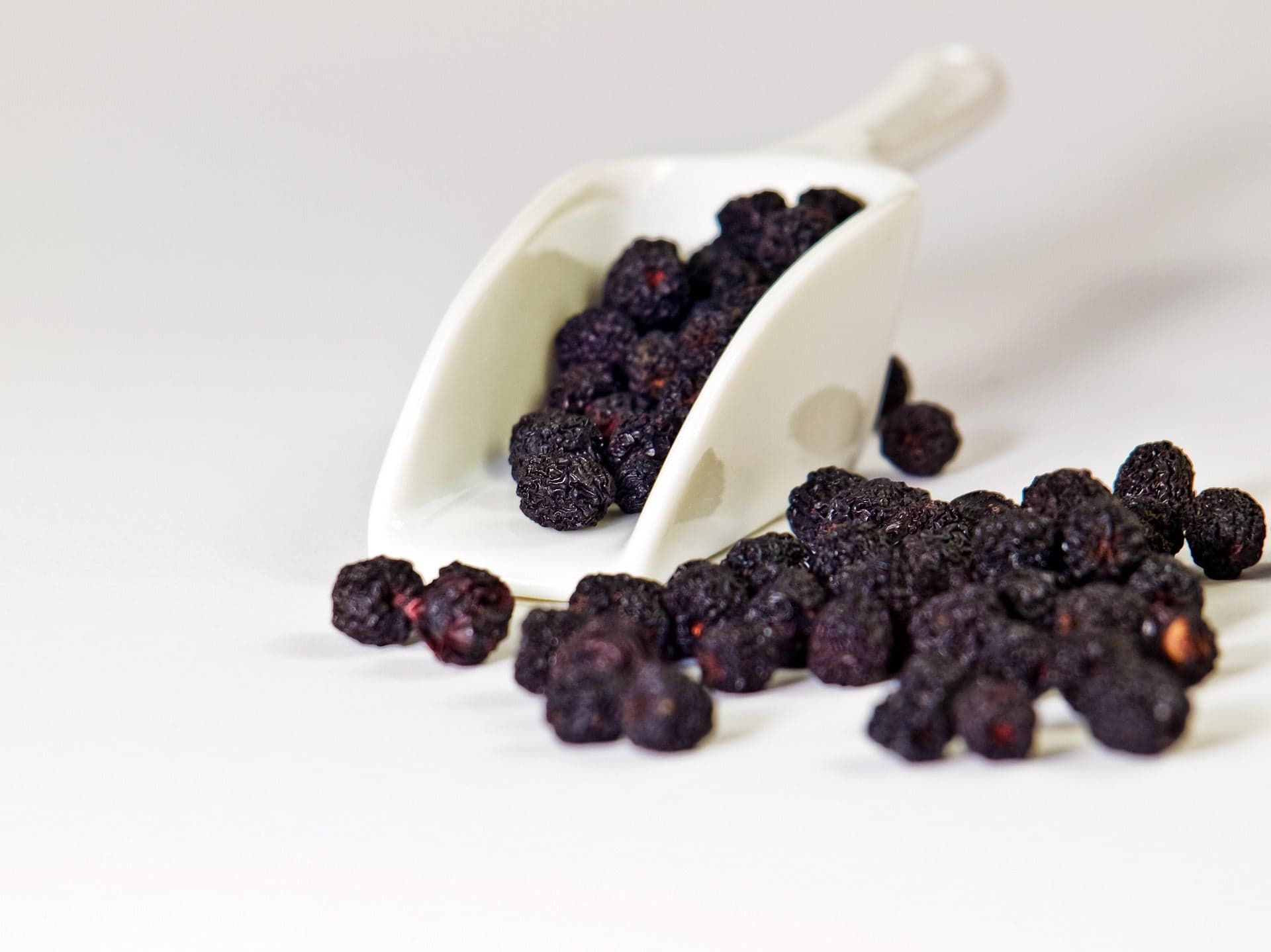 Aronia Berries, Organic - Country Life Natural Foods