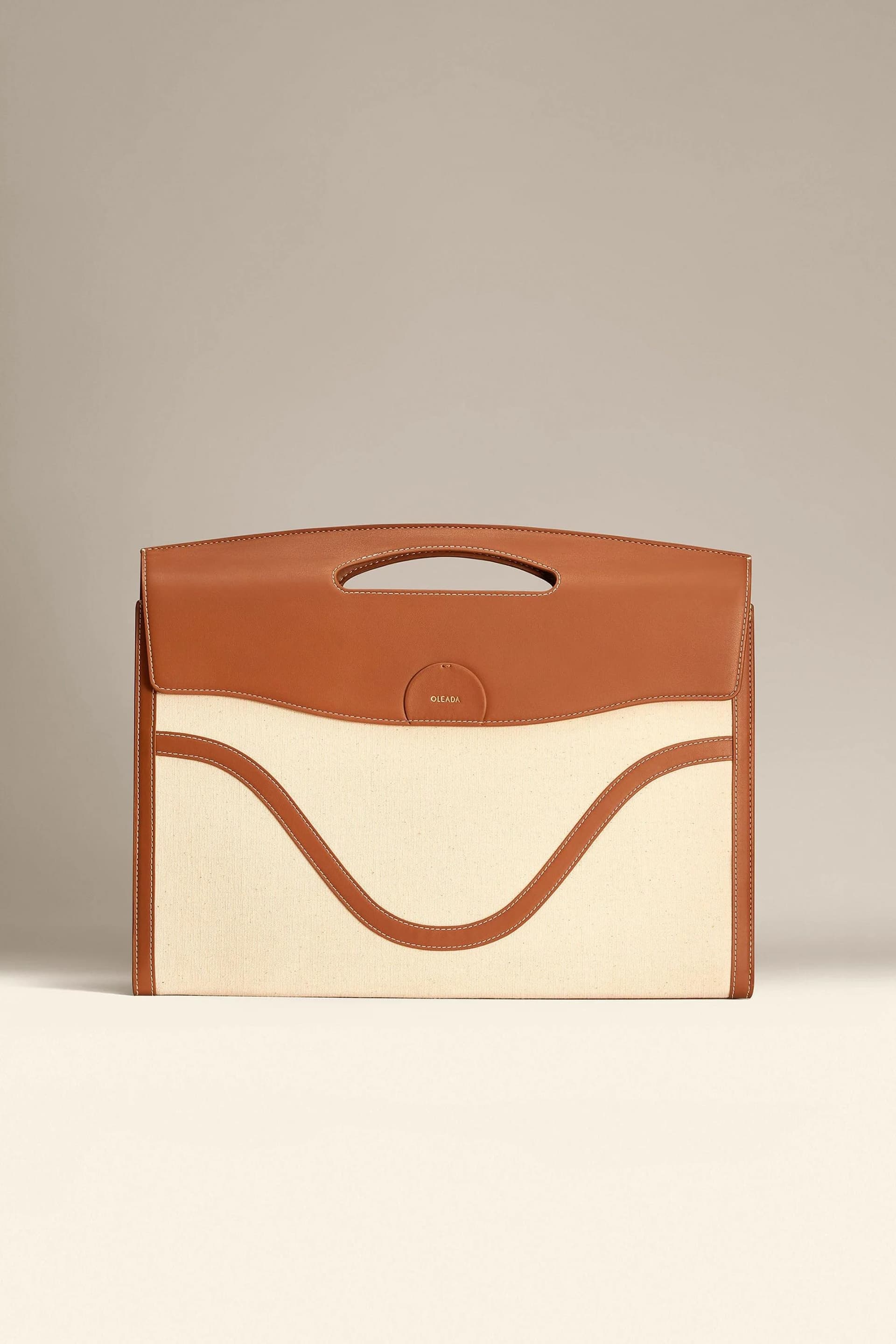 Captain Sleeve Suite Plus 16" Vegan Chestnut