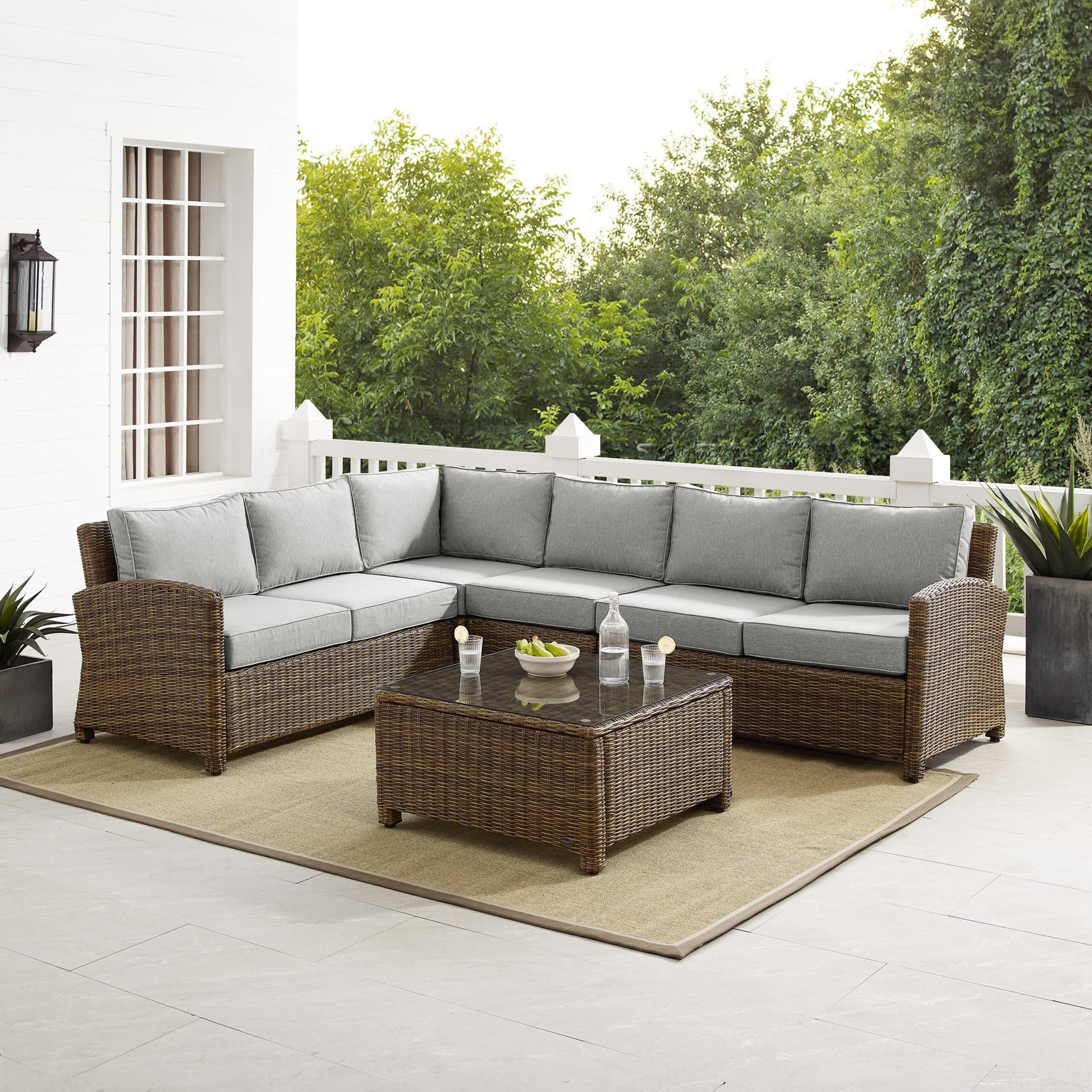 Bradenton 5Pc Wicker Outdoor Sectional Patio Furniture Set