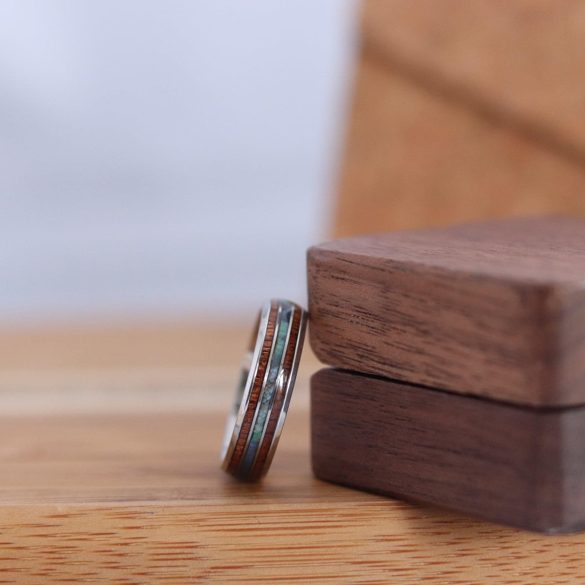 Slim Argo - Stainless Steel & Koa Ring Size 4