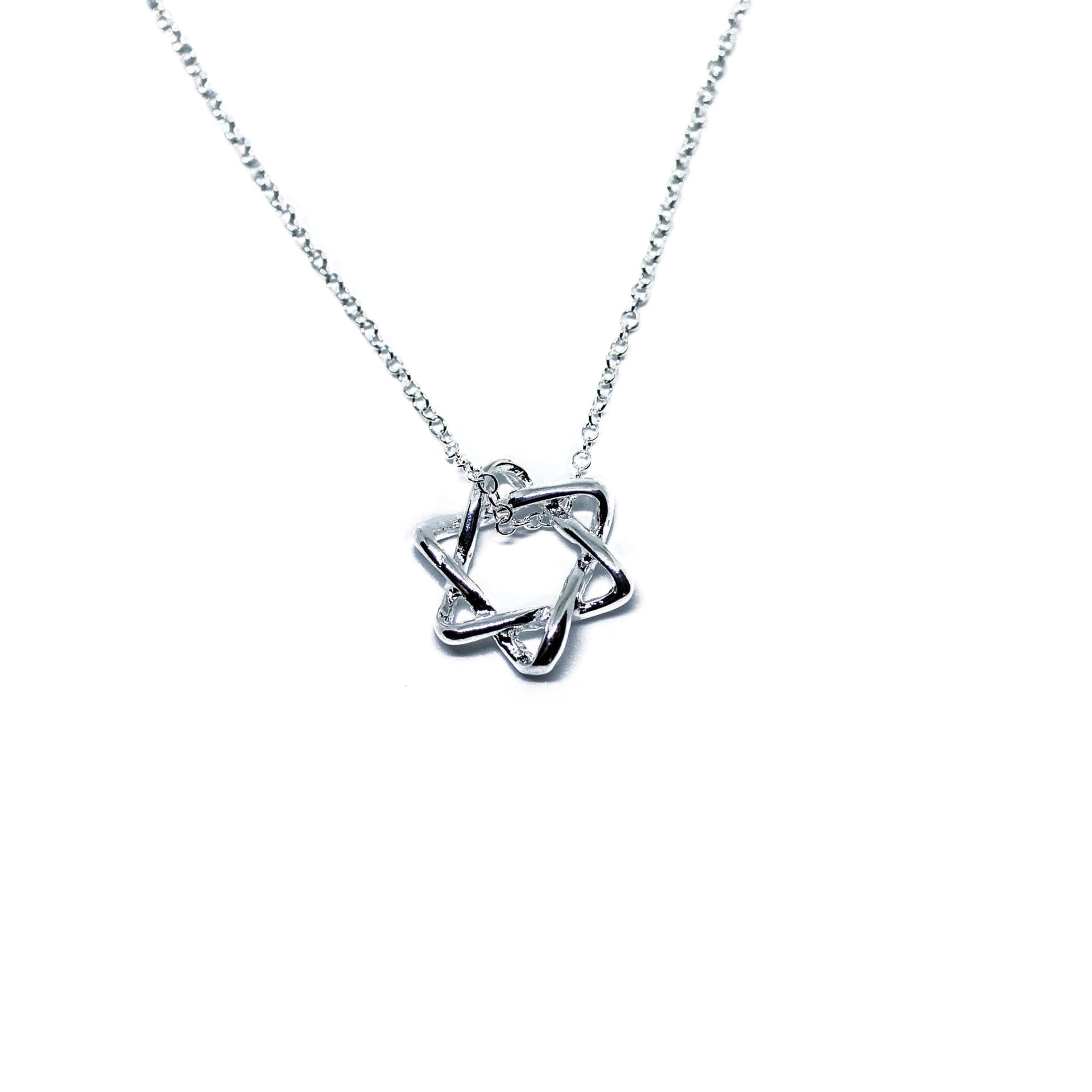 Star of David Pendant Necklace in Silver Tone